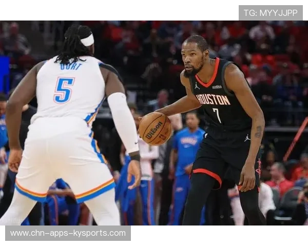 杜兰特三节低迷，火箭依靠多点进攻轻松取胜，杜兰特伤退勇士胜火箭