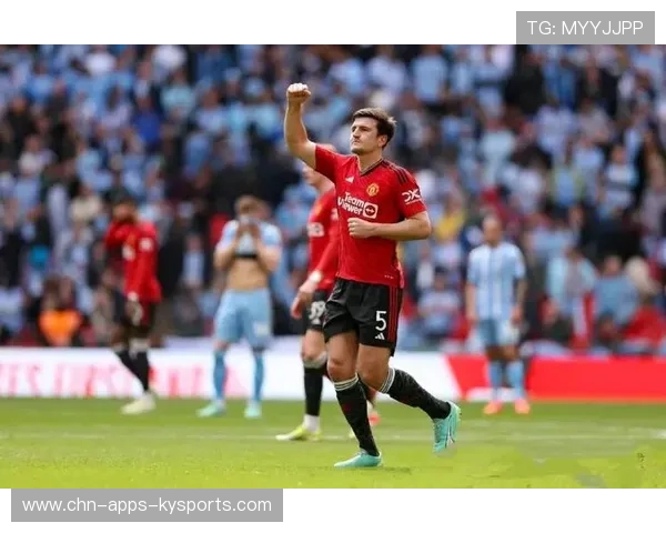 奥纳纳飞身扑出对手点球