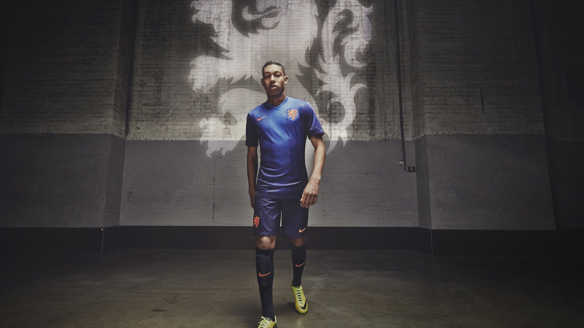 《ApexLegends》新角色“幻影”正式上线,玩法天马行空引领战场新风尚